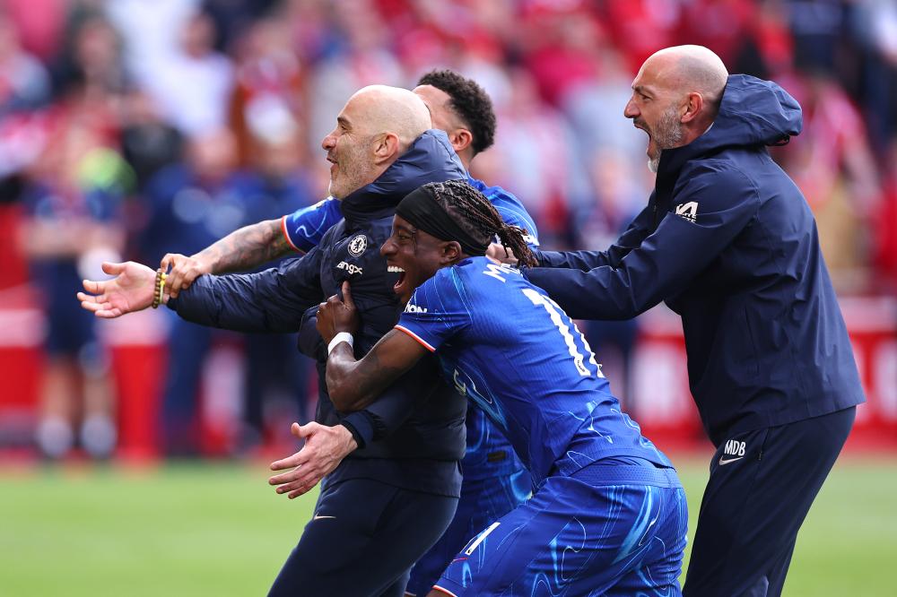 5200万镑+1.2亿空间！利物浦抢卡马文加，皇马卖人悬念炸了？