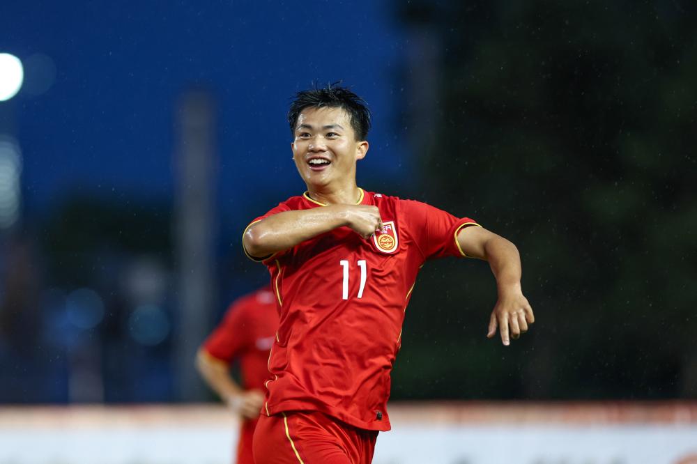 世界杯球场启用新冷却系统，科技感十足