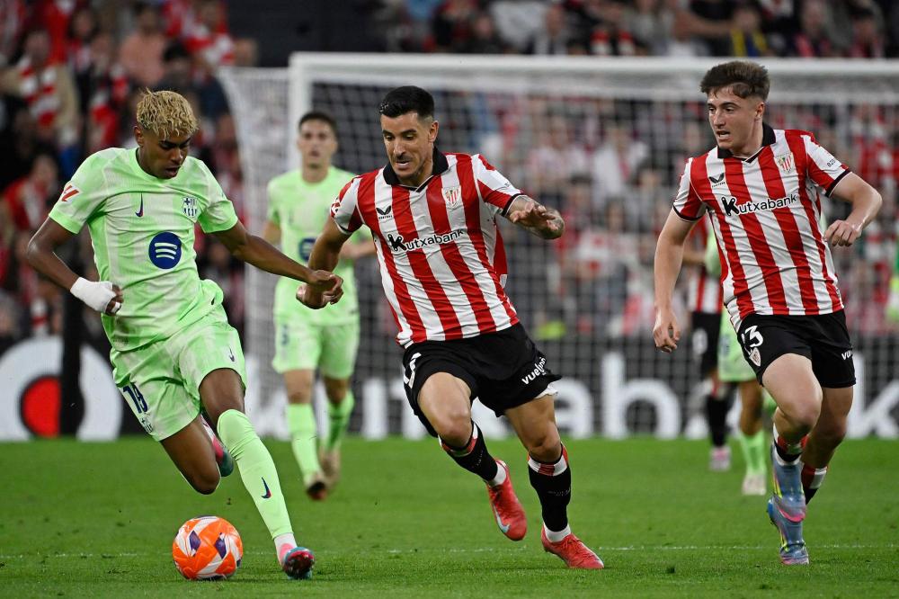 QPR球员谢尔因保护母亲用石头砸伤一男子，事后公开致歉